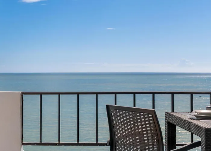 Sunset Azul - Sea View - Free Wifi - By Bedzy דירה *