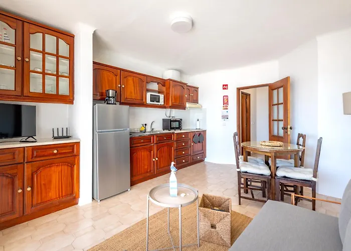 Sunset Azul - Sea View - Free Wifi - By Bedzy * Albufeira